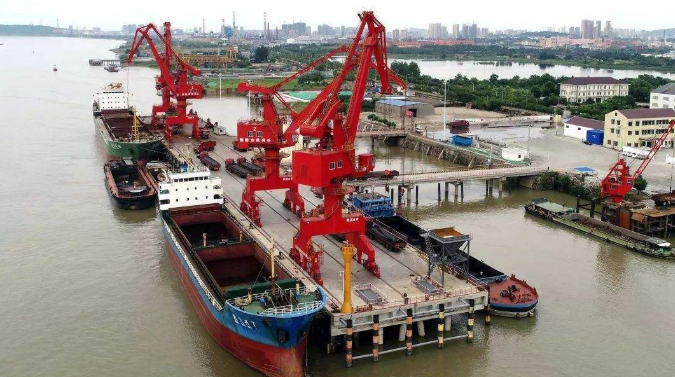 大兴安岭概述露天料场港口封闭问题的实行方法